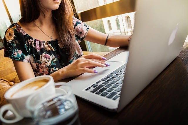 Kaufverträge effizient verwalten: Wie Excel Vertragsdokumente organisiert